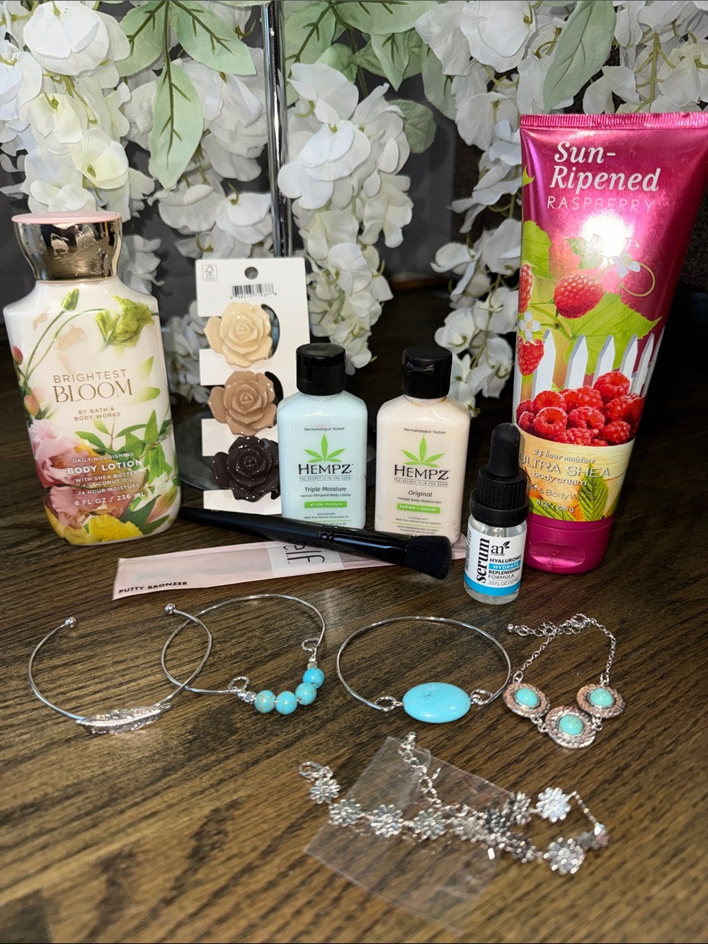 12 item mix  Bath & Body Works Brightest Bloom Pink & Floral Body Lotion